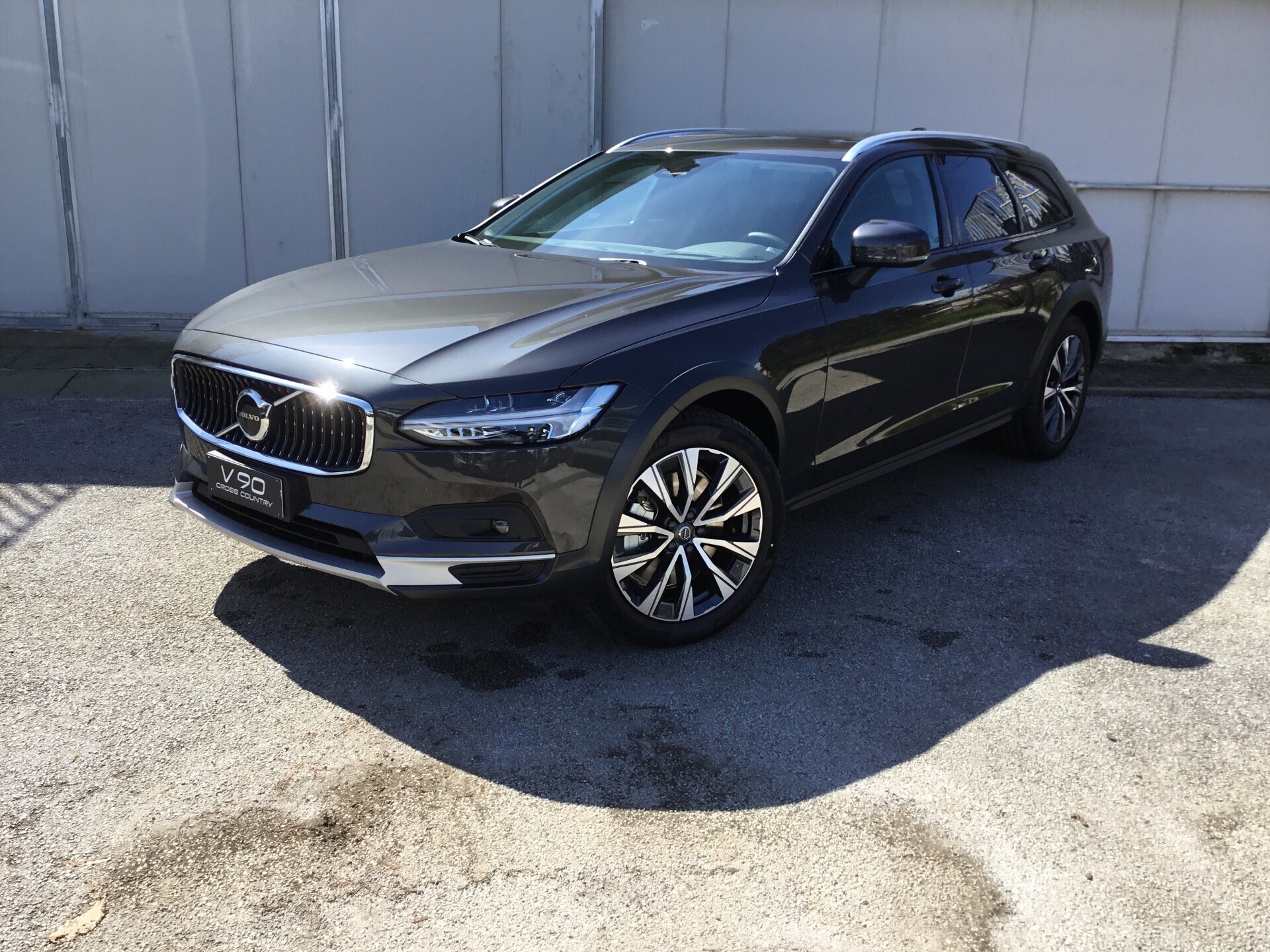 VOLVO V90